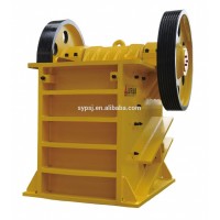 Stone crashing machine including jaw crusher